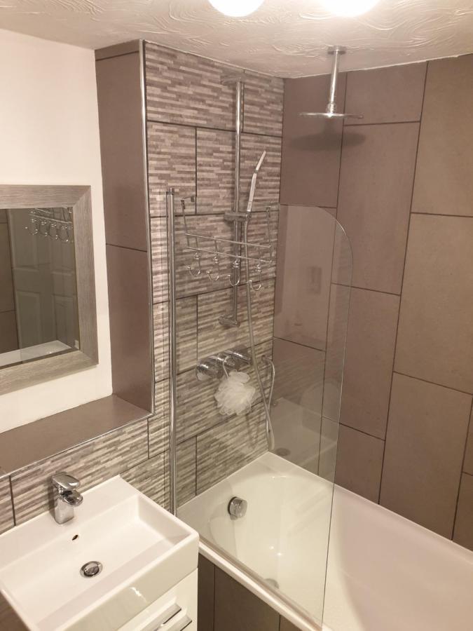 Elegant 2 Bedroom In Historic Cambridge Appartamento